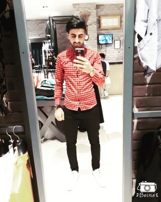 Sinanka18895925's profile picture. Karakter