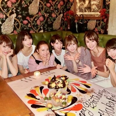 pinksapphire16's profile picture. 