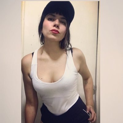 pp_pkz's profile picture. Tengo una amiba. La tengo en el alma y se llama Jairo. Sólo vengo aquí a escribir.