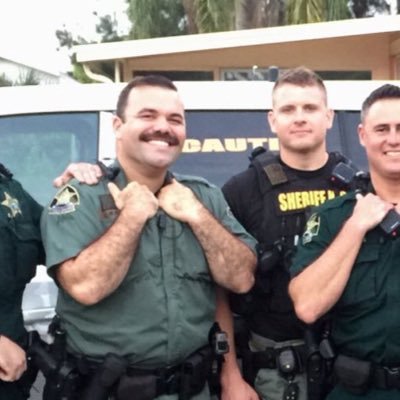 Pasco Sheriff Deputy. I appear on the television show LivePD on occasion. I dabble in crime fighting. IG-cramos85 #PascoSheriff #LivePD