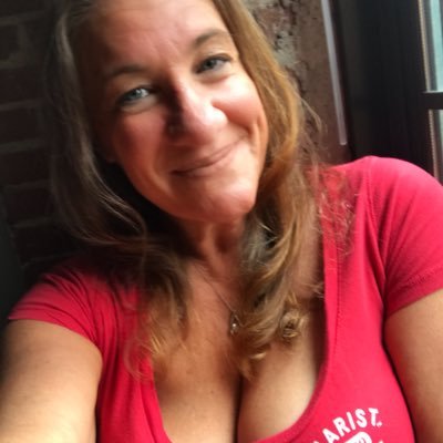 FieldChickSullo's profile picture. 