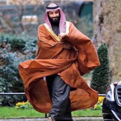 روحي ومالي ونفسي وكل ما املك فداء لديني ثم قيادتي ووطني