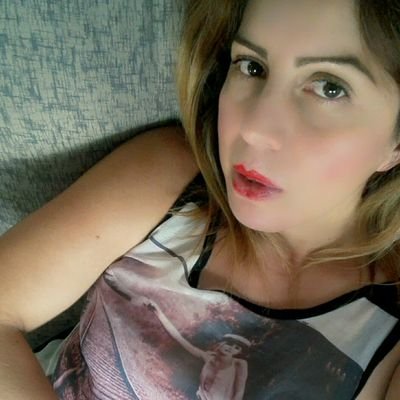 Gabymichel22's profile picture. 💜 Somos viajeros del tiempo, tocamos almas nos transformamos y partimos sin apegos💜