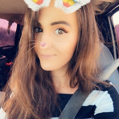 italiana_dgaf's profile picture. 👑🦄💋|🖤