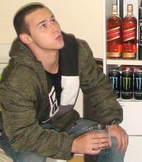 Compassi's profile picture. 