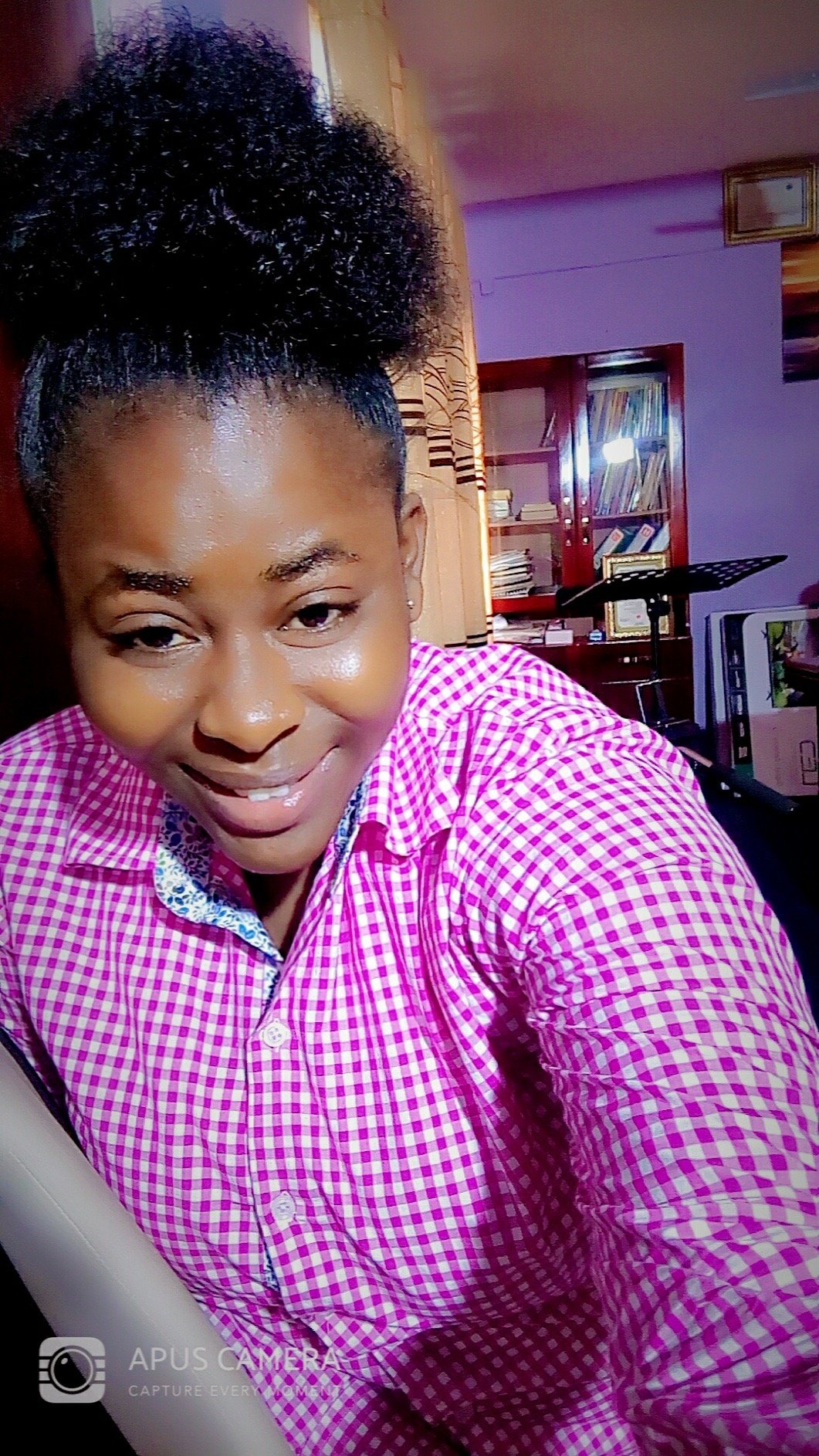 AuntiBecca's profile picture. independent. smart. loyal. love music . and appreciate nature