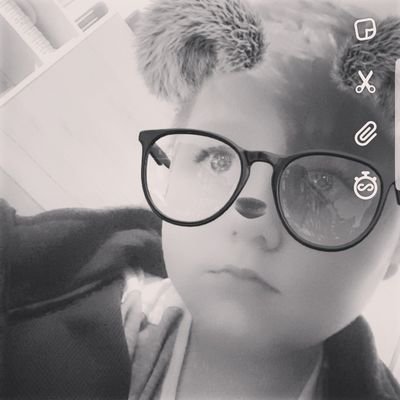 JAdelpoller's profile picture. wirklich dumm