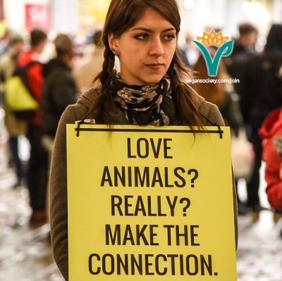 former spokesperson @TheVeganSociety | if you care about animals, you're already vegan in your heart. DM me for help in going #vegan! ♡ | views own