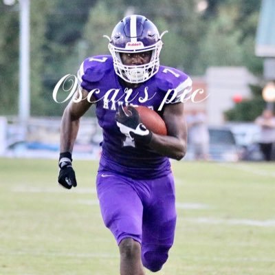 Haywood high school student athlete 🏈‼️#7 RB 6’0 200 C/O 2021 #4 in the state ⭐️ 1st team all-region