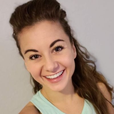 sarah_placencia's profile picture. I get to decide how my life should be lived and I choose to be happy. ✌👩‍🎤