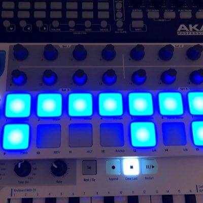 stiktougaizeur's profile picture. 