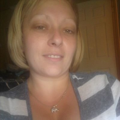 Julia02256934's profile picture. I'm a loving mother of 2 children. I like to show them to work hard for what you want in life but don't forget to have fun.