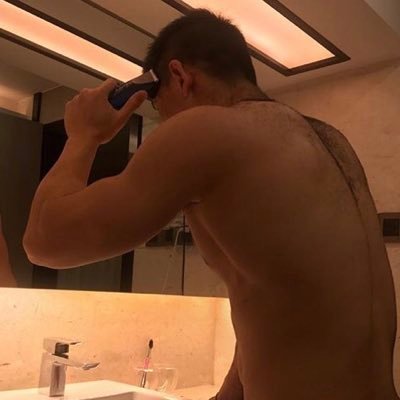 南京｜186Cm.85Kg 爱运动