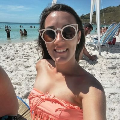 delcyrios's profile picture. Obstetra ♥ Para vivir sonriendo hay que saber llorar. Insta: delcyrios