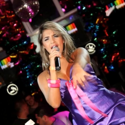 Diana Alejandra Pulido Duque. Mas conocida en el mundo de la música como Aleja Pulido cantante paisa de música electrónica o electro pop. #Nomedigasadios