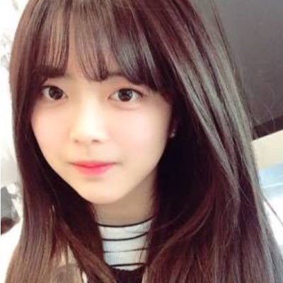 kdhxjdjxhgx's profile picture. Red Velvet stan, Weki Meki stan, Kard stan Twice stan, Bts stan, Stray Kids stan;-;☘️