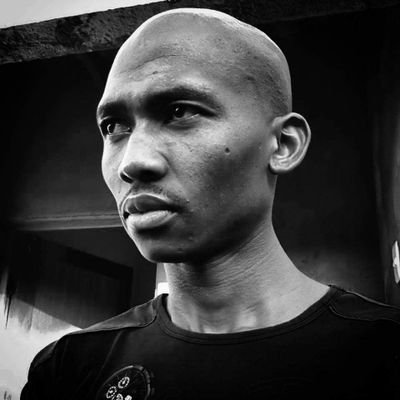 I'm a cool shy guy, a Dj, event organiser, music lover and a father, love to go out and have some fun.