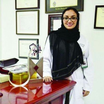 دكتوراة في امراض السمنة والنحافة ، الأمراض الجنسية المعقدة والتجميل