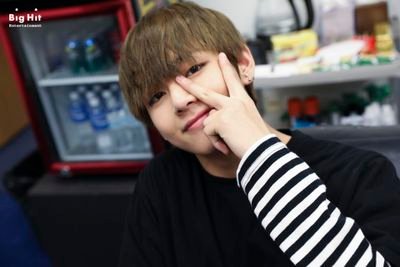 ARMY - BTS ♡ 
-sonho bangtan. ..
-sonhe army....
Dançarina do Instagram @nvdancekpop ...
LA VIDA ES UN SUENO '''' Bora sonhar '.