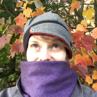 Tea lover, amateur gardener, cook, and cyclist. I tend to retweet things that are funny or nerdy, and sometimes both!