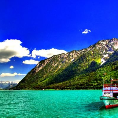 Naftaaaaa's profile picture. 