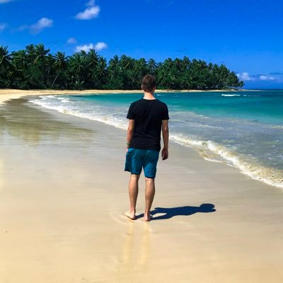 lauro_official_'s profile picture. Ein so genannter Streamer auf Twitch. Meerwasseraquarist. Creator Code: Lauro