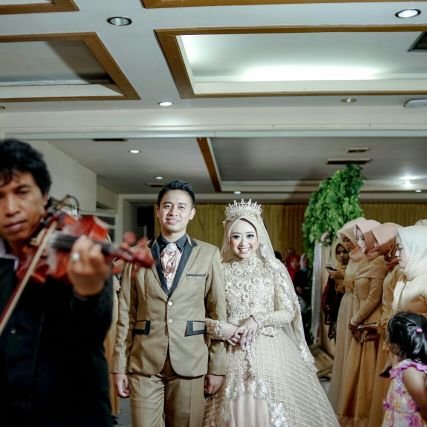 IrirNurhidayat's profile picture. Lovely wife @ninditamaulid ❤