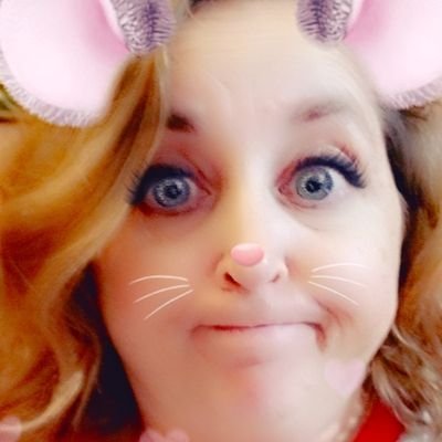 CalhoonMilam's profile picture. Child of God, Wife, Mom, Daughter, Aunt, Cousin,  teacher of muggles, Jedi Master to padawans, and seeker of knowledge.