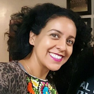 she/her/ella Creatress #DinnerconDoctoras @Doctorahood_ mamipreneur ♡ Artivist | He(art) + community| Diosito ♥ #MijaPower #sCHOLAr #familialcapital