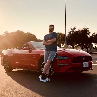 NecroManson1's profile picture. Gamer | Serienjunkie | Sportsüchtig | Metalhead | Guitarist | #H96 ⚫️⚪️💚 | #GoPackGo 💚💛 | #rbtv