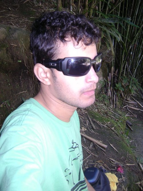 É dificil falar de Miim, então pra quem não me conhece so  posso dizer que sou um Cara Legal!