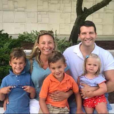 ChristineDes18's profile picture. 