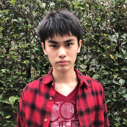 シカゴ出身🌱 俳優、ライターなど。『世界仰天ニュース』再現ドラマ／NHK夜ドラ『腐女子、うっかりゲイに告る。』／涙活朗読『12月怪談』／朗読「おはなしまりの会」／『平成大特撮』編集協力・執筆／『ウルトラマン ニュージェネの証』作業補佐／#不登校新聞 で桜井政博さん、松井優征さん、原ゆたかさんなどにインタビュ―