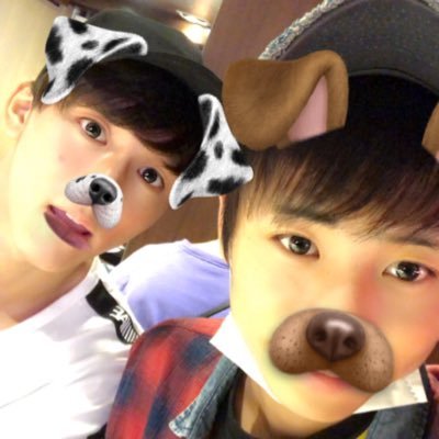 piqpiq100's profile picture. 