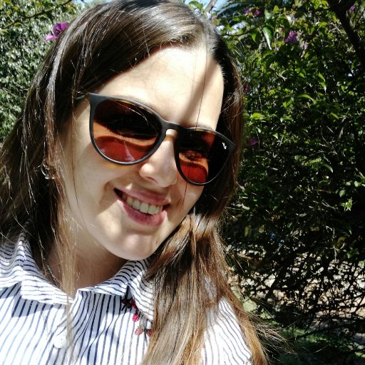 acinnella26's profile picture. 🙂