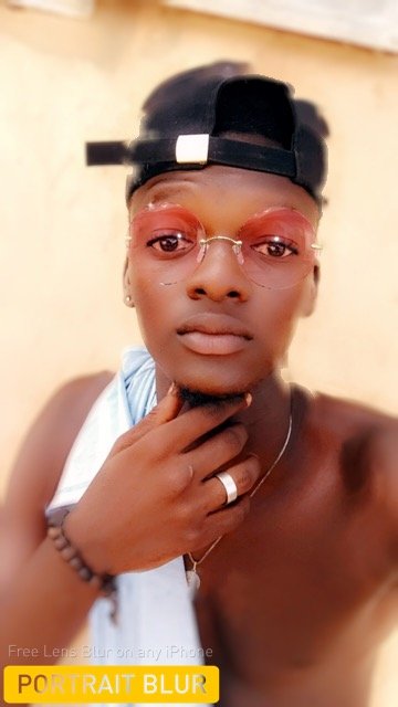 loushteam's profile picture. 