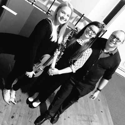 TheElisaTrio's profile picture. Violin: @SophieElisa_McK. 🎻 Piano: Phil Richards-May. 🎹 Clarinet: @MissDaisyEvans. 🎼