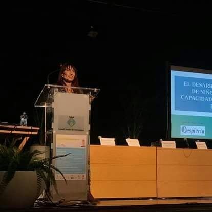 Psicóloga en HeC HABLANDO EN CONFIANZA. Evaluación e Intervención en Altas Capacidades. Psicología Perinatal y del desarrollo. Mi gran pasión: mis 4 hij@s ❤️🌈