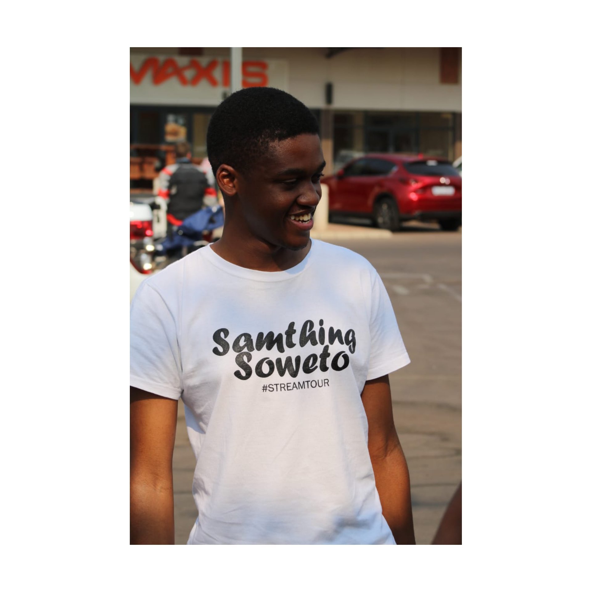 IamNdlela's profile picture. #HouseHead All cool kids love Classic House Tunes!