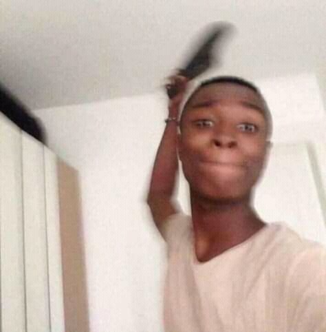 GeeGeenaja's profile picture. ทำไมล่ะ.
ท ำ ไ ม ล ่ ะ .