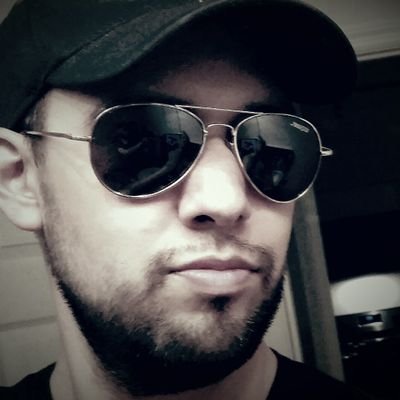 Latino | Entrepreneur | Software Developer | Music Lover | Investor | CEO of Social Media Management Company