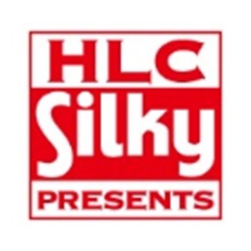 Silky シルキー A Twitter game スーツの隙間 1巻 西形まい 大好評発売中 須原屋 武蔵浦和店では 複製原画も使って素敵に展開してくださっています お近くのかたは是非見に行ってください スーツ ゲーム メガネ男子 武蔵浦和