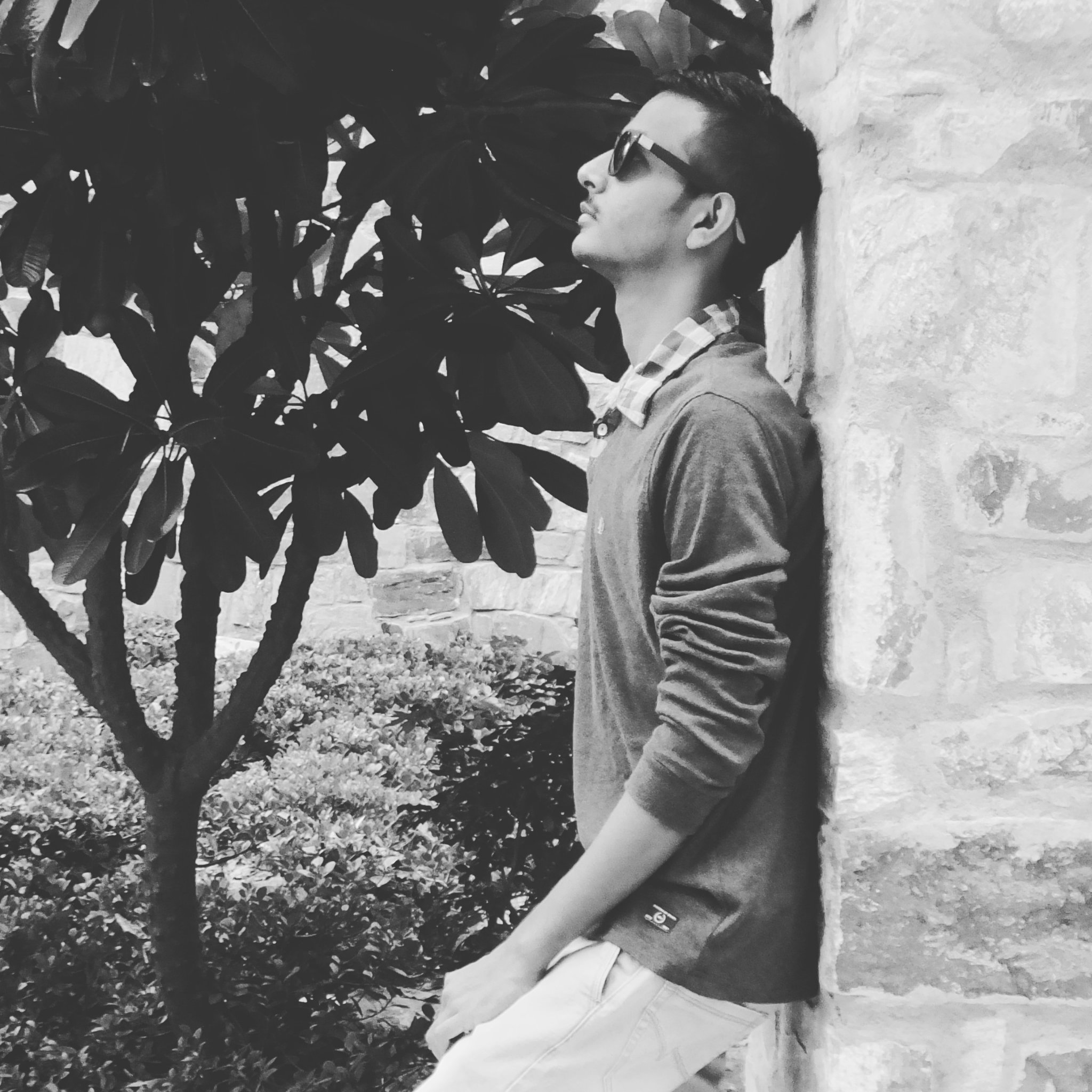 hitusv's profile picture. love dancing ....
Webflow Developer https://t.co/1NKnfQvNYE