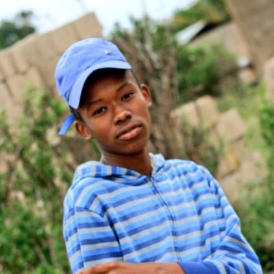 Migueld63881571's profile picture. 