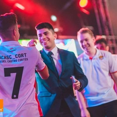 Intiro8's profile picture. Former Clash Royale Coach for @MADLions @Wygers
Contact: ivantorre281294@gmail.com