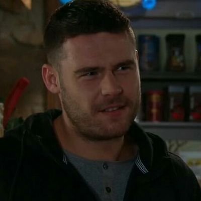 azza_livesy's profile picture. Aaron livesy #badlad #roleplay also on facebook :) 18+ curently working as a Mechanic. AU My Aaron hasn't gone to prison & Roleplaying from the beginning.