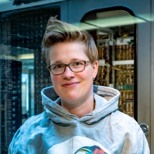 yteiken's profile picture. CTO @erminas_de and Female Nerd, Mother, Organizer, #Reader and sometimes #Thinker.