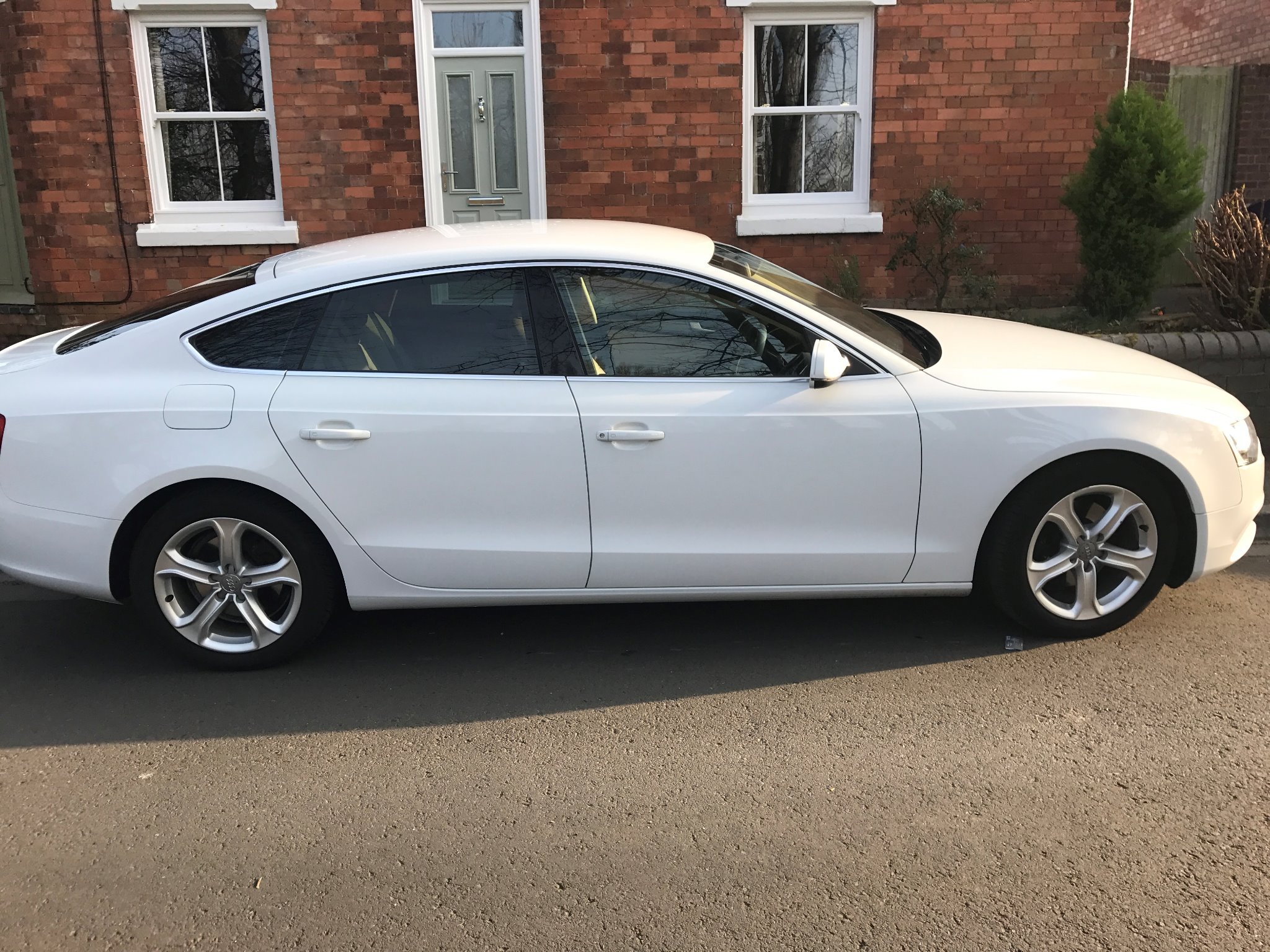 BluWave operates as a Community Transport service in Redditch, Bromsgrove, and the surrounding areas. We use Volunteer drivers who use their own cars