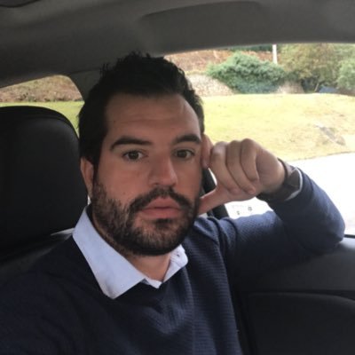 MKT&Financial&Sales Manager/ Lic.ADE / InternationalMBA in Business Admin./ Apasionado de la inteligencia y del saber,transladado a un terreno de juego/ Soñador