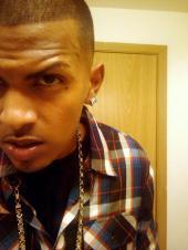 ComputerrLove's profile picture. dhis ya boy javier cominq atchuu ! hmu , iFollow back .